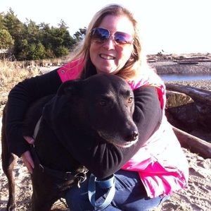 Meet your Posher, Laurie